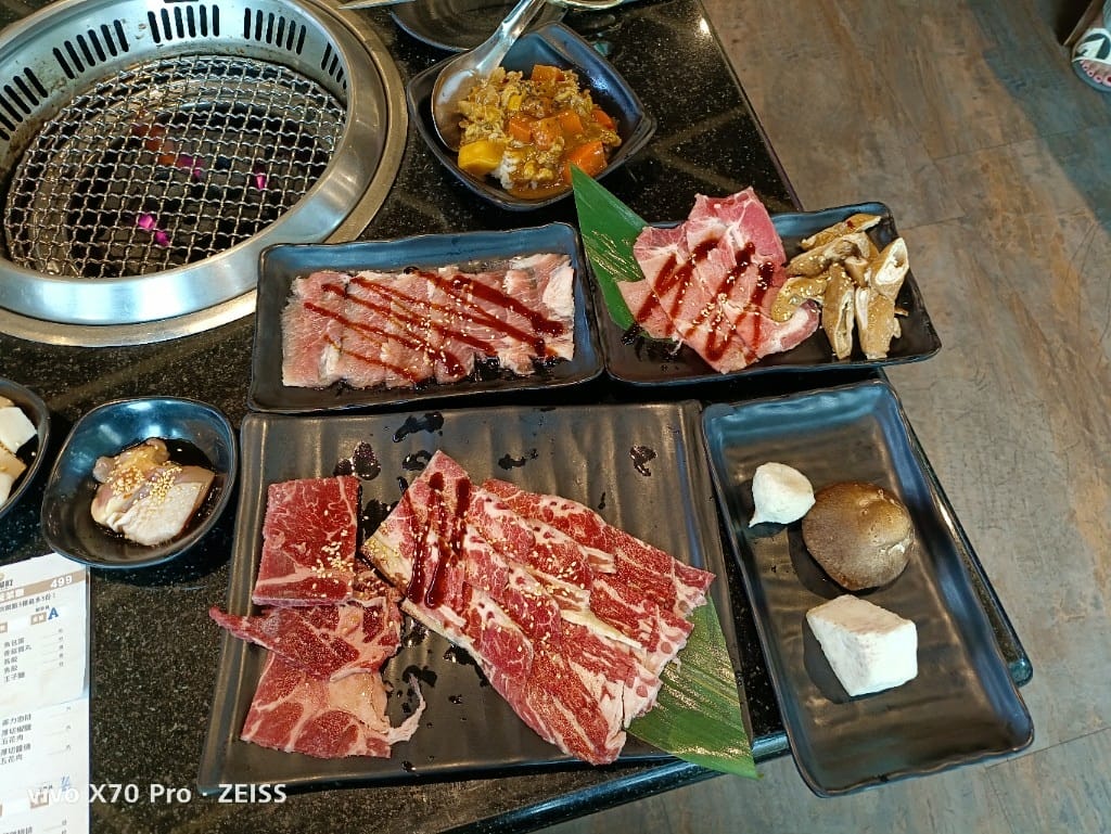 ［花蓮美食］燒肉神保町，平價又美味的燒肉吃到飽❤️