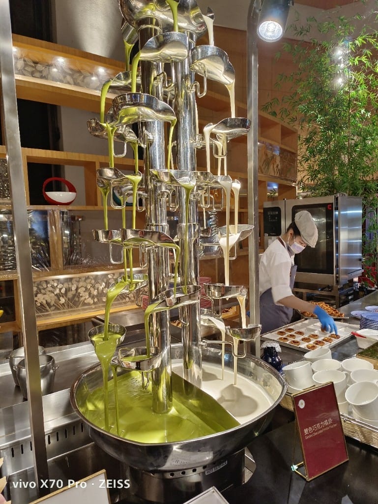 【台北美食】喜來登12廚下午茶，除了半隻龍蝦，還有好多美味的熱食！