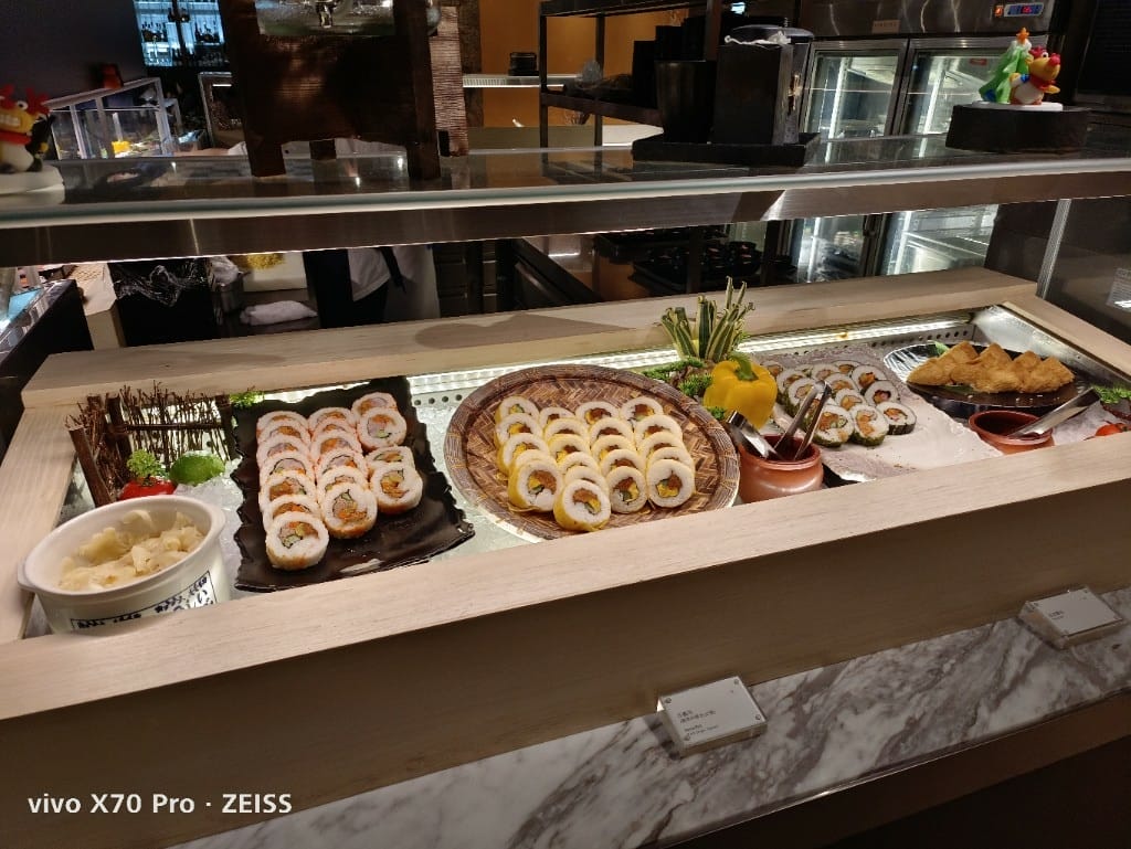 【台北美食】喜來登12廚下午茶，除了半隻龍蝦，還有好多美味的熱食！