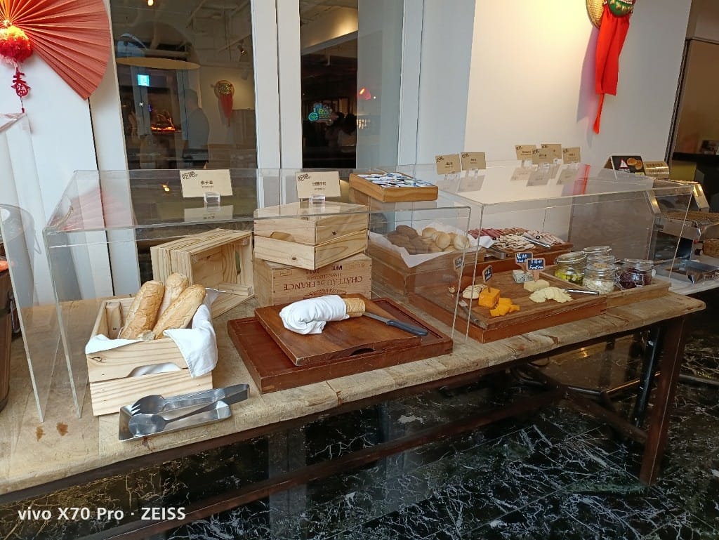 【台北美食】吃吧，西門意舍的週末早午餐，實現草莓自由的3.5H❤️
