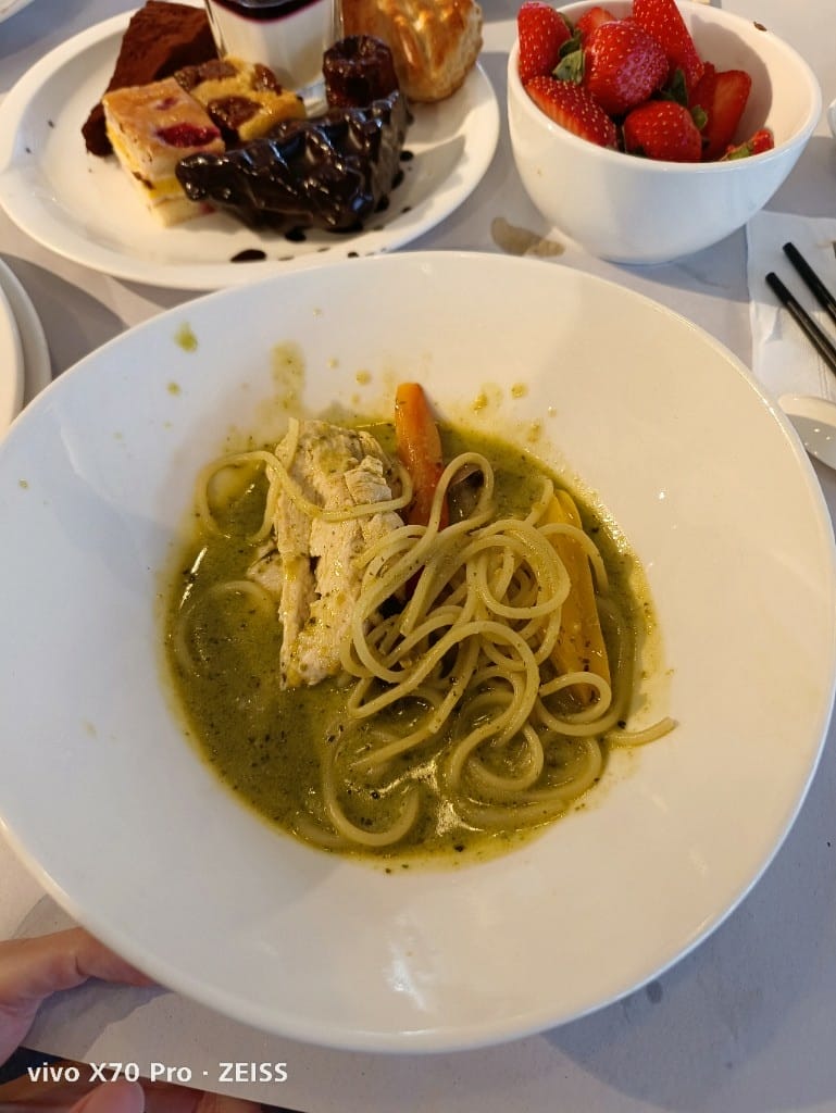 【台北美食】吃吧，西門意舍的週末早午餐，實現草莓自由的3.5H❤️