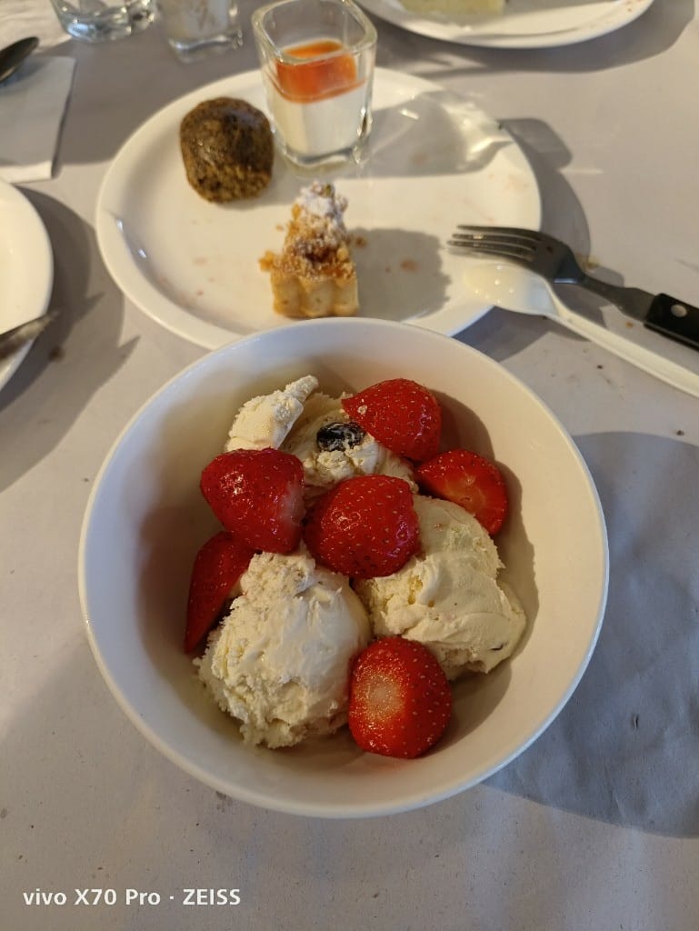 【台北美食】吃吧，西門意舍的週末早午餐，實現草莓自由的3.5H❤️