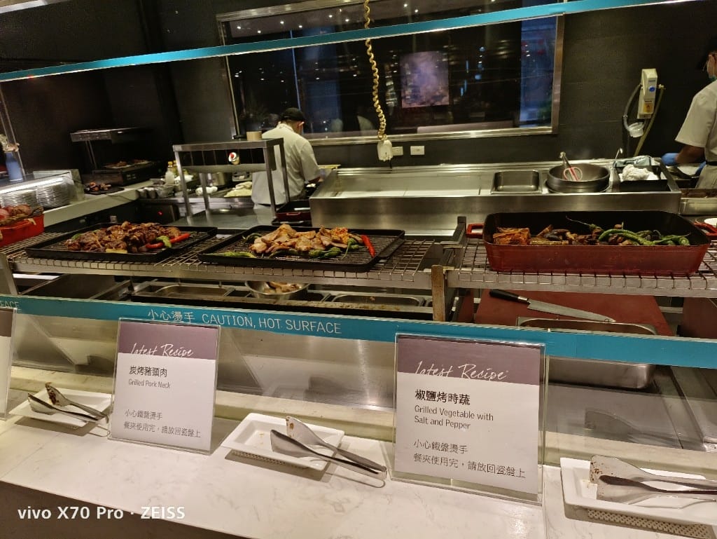 【台北美食】艾美寒舍探索廚房，目前僅存的下午茶龍蝦吃到飽，只要$1290☺️
