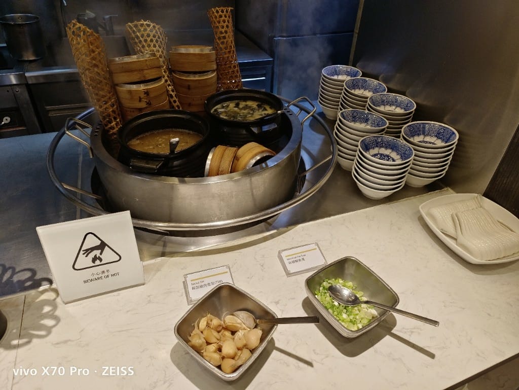 【台北美食】艾美寒舍探索廚房，目前僅存的下午茶龍蝦吃到飽，只要$1290☺️