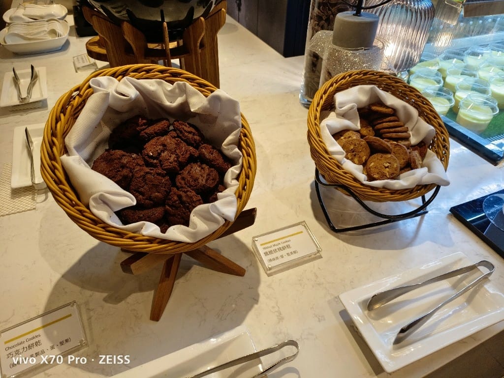 【台北美食】艾美寒舍探索廚房，目前僅存的下午茶龍蝦吃到飽，只要$1290☺️