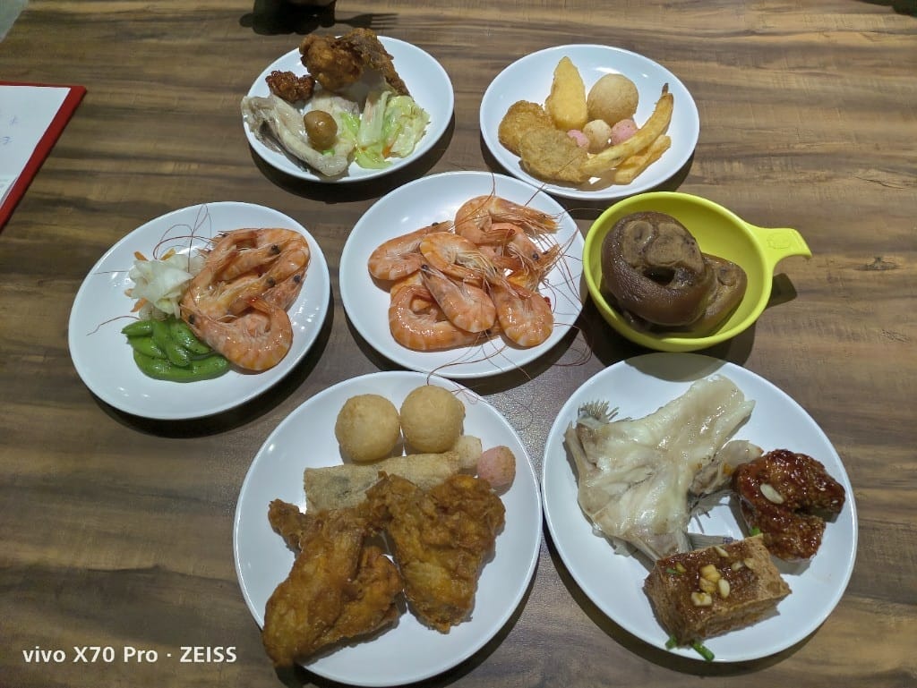 【中和美食】我家牛排中和店3訪，據聞是被牛排耽誤的水果店，299起吃到飽❤️