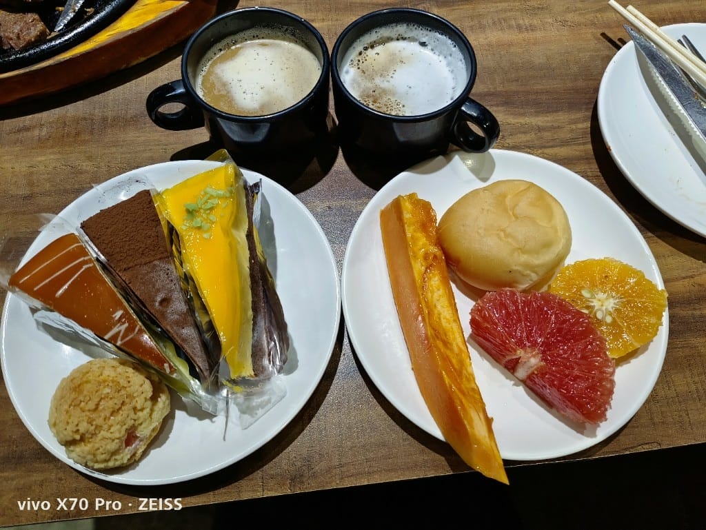 【中和美食】我家牛排中和店3訪，據聞是被牛排耽誤的水果店，299起吃到飽❤️