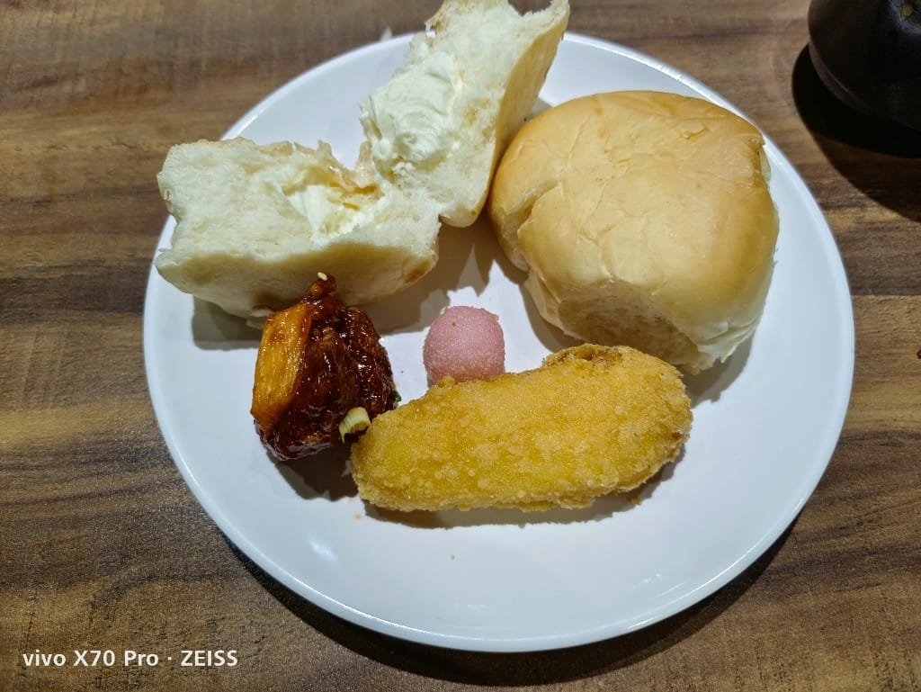 【中和美食】我家牛排中和店3訪，據聞是被牛排耽誤的水果店，299起吃到飽❤️