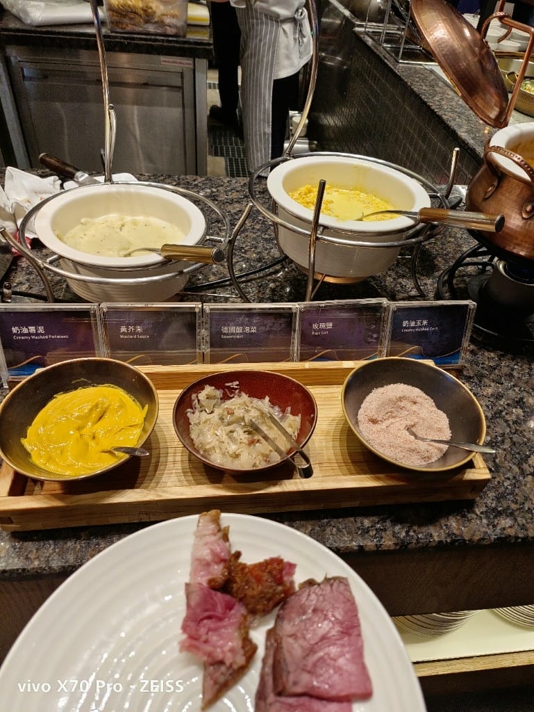 【板橋美食】饗食天堂,餐點選擇超多的平價Buffet❤️❤️❤️ - 第39張圖 【板橋美食】饗食天堂,餐點選擇超多的平價Buffet❤️❤️❤️