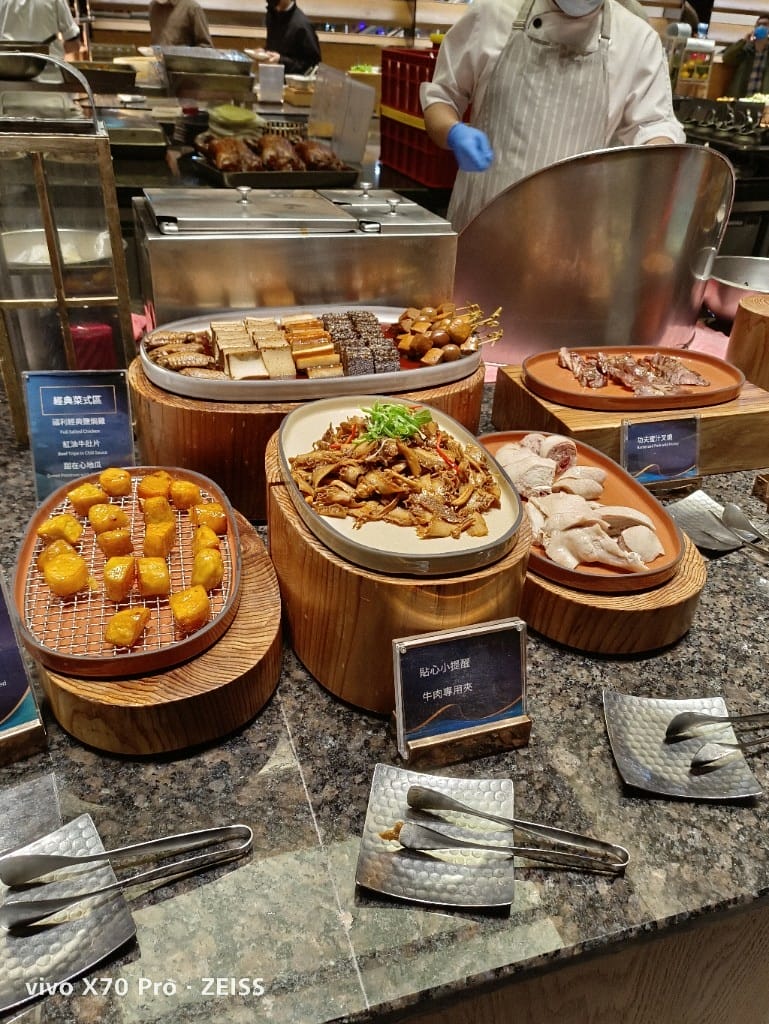 【板橋美食】饗食天堂,餐點選擇超多的平價Buffet❤️❤️❤️ - 第28張圖 【板橋美食】饗食天堂,餐點選擇超多的平價Buffet❤️❤️❤️