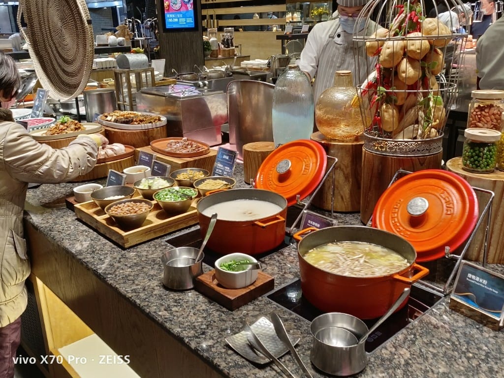 【板橋美食】饗食天堂,餐點選擇超多的平價Buffet❤️❤️❤️ - 第26張圖 【板橋美食】饗食天堂,餐點選擇超多的平價Buffet❤️❤️❤️