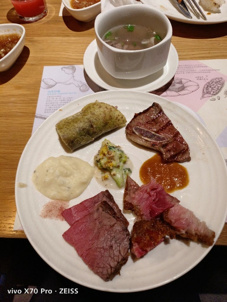 【板橋美食】饗食天堂,餐點選擇超多的平價Buffet❤️❤️❤️ - 第63張圖 【板橋美食】饗食天堂,餐點選擇超多的平價Buffet❤️❤️❤️
