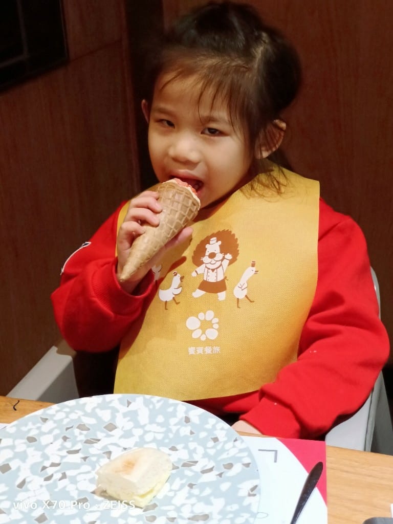 【板橋美食】饗食天堂,餐點選擇超多的平價Buffet❤️❤️❤️ - 第81張圖 【板橋美食】饗食天堂,餐點選擇超多的平價Buffet❤️❤️❤️
