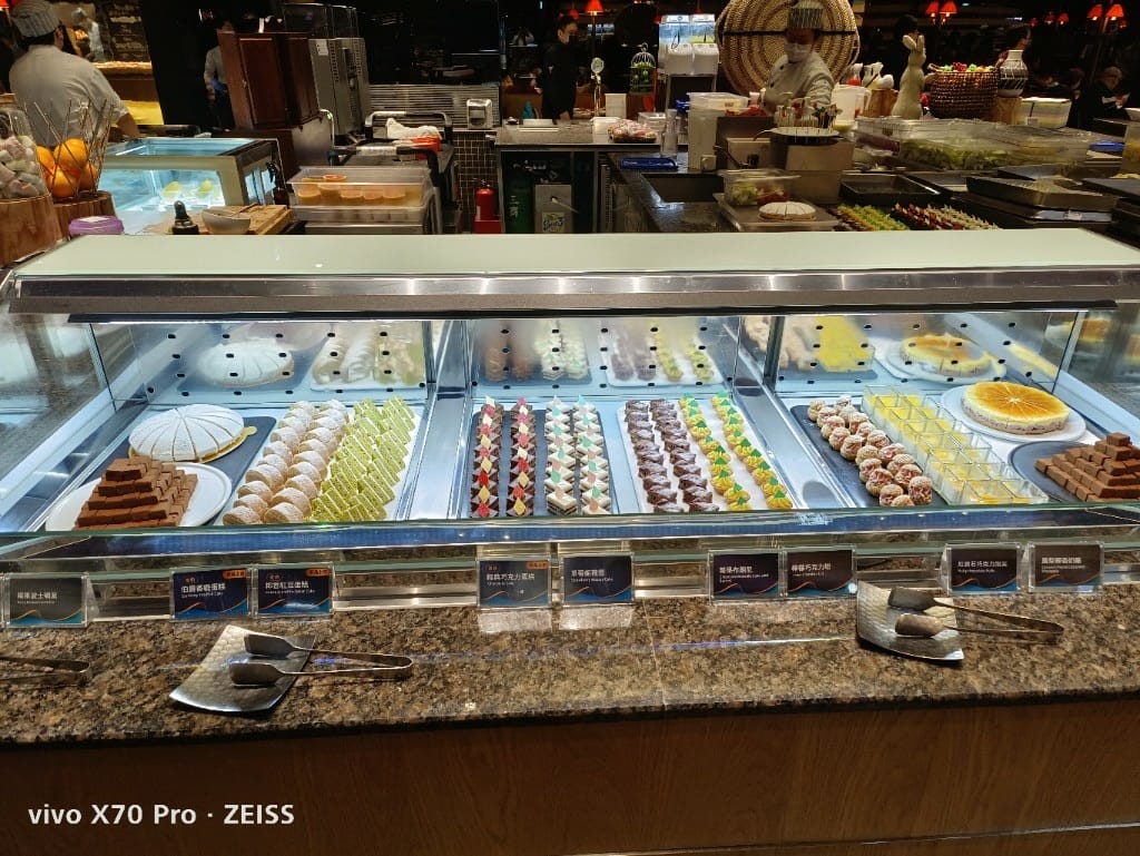 【板橋美食】饗食天堂,餐點選擇超多的平價Buffet❤️❤️❤️ - 第48張圖 【板橋美食】饗食天堂,餐點選擇超多的平價Buffet❤️❤️❤️
