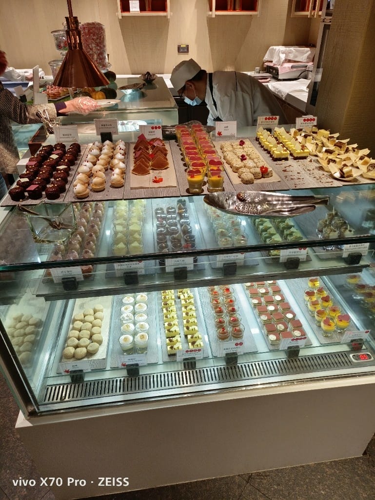 【台北美食】香格里拉遠企CAFE下午茶，超乎預期的美味buffet❤️