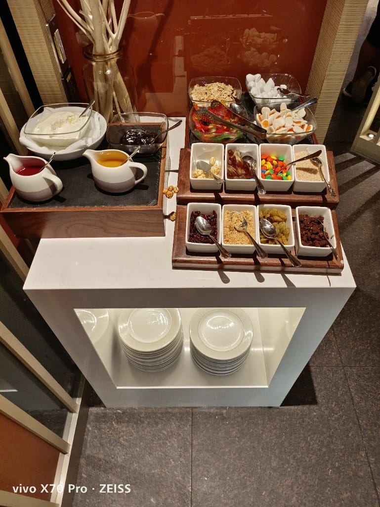 【台北美食】香格里拉遠企CAFE下午茶，超乎預期的美味buffet❤️