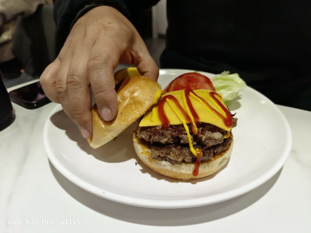 【板橋美食】心心漢堡,只要399就實現漢堡自由的願望😂 - 第14張圖 【板橋美食】心心漢堡,只要399就實現漢堡自由的願望😂