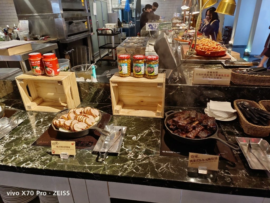 【台北美食】西門意舍酒店吃吧，週末限定爽吃3.5H的早午餐❤️
