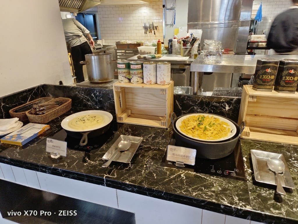 【台北美食】西門意舍酒店吃吧，週末限定爽吃3.5H的早午餐❤️