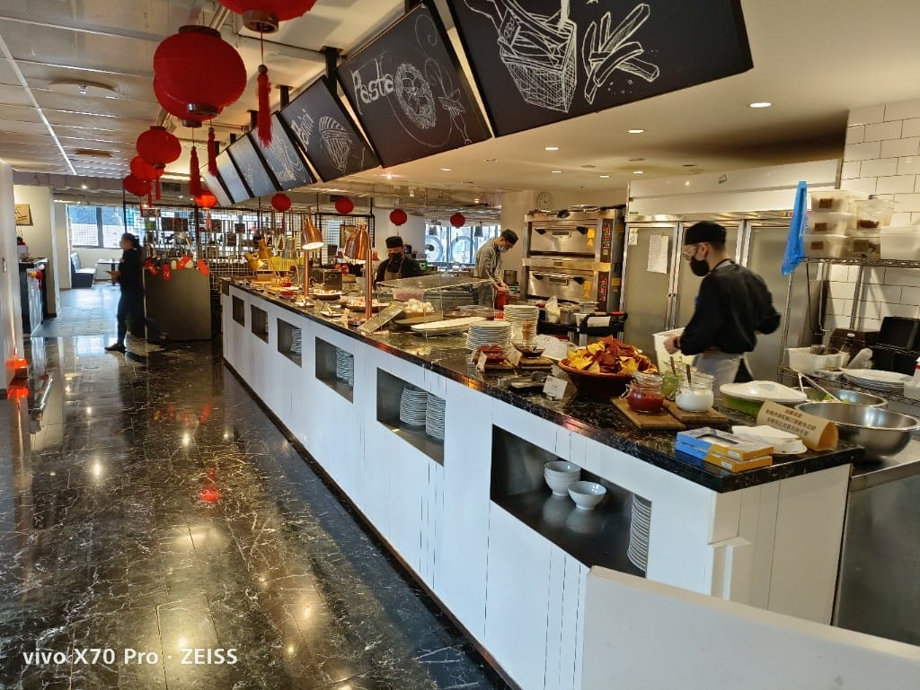 【台北美食】西門意舍酒店吃吧，週末限定爽吃3.5H的早午餐❤️