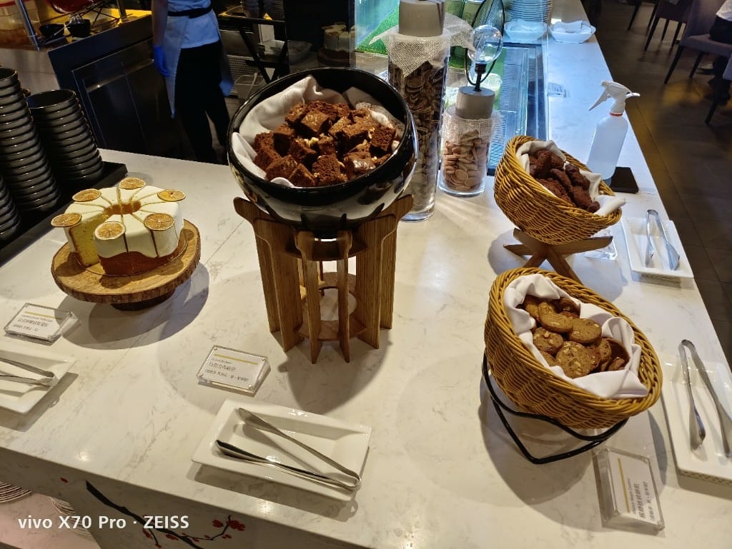 【台北美食】艾美寒舍探索廚房再訪，目前僅存的下午茶龍蝦吃到飽，只要$1290☺️