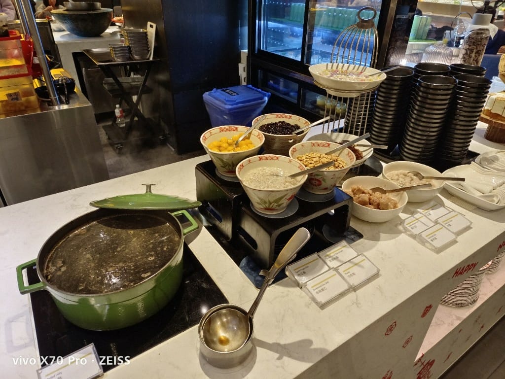 【台北美食】艾美寒舍探索廚房再訪，目前僅存的下午茶龍蝦吃到飽，只要$1290☺️