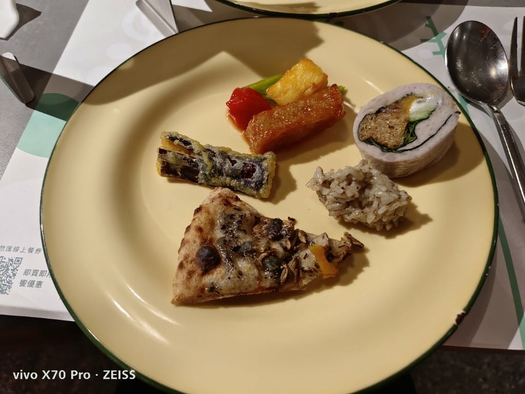 【板橋美食】果然匯，用餐環境和餐點都超棒的蔬食餐廳❤️