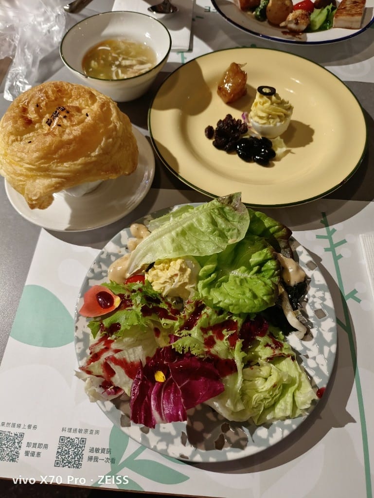 【板橋美食】果然匯，用餐環境和餐點都超棒的蔬食餐廳❤️