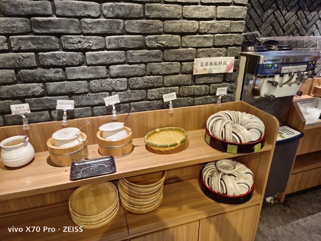 【板橋美食】涮乃葉，肉品好吃且蔬菜種類繁多的日式鍋物吃到飽