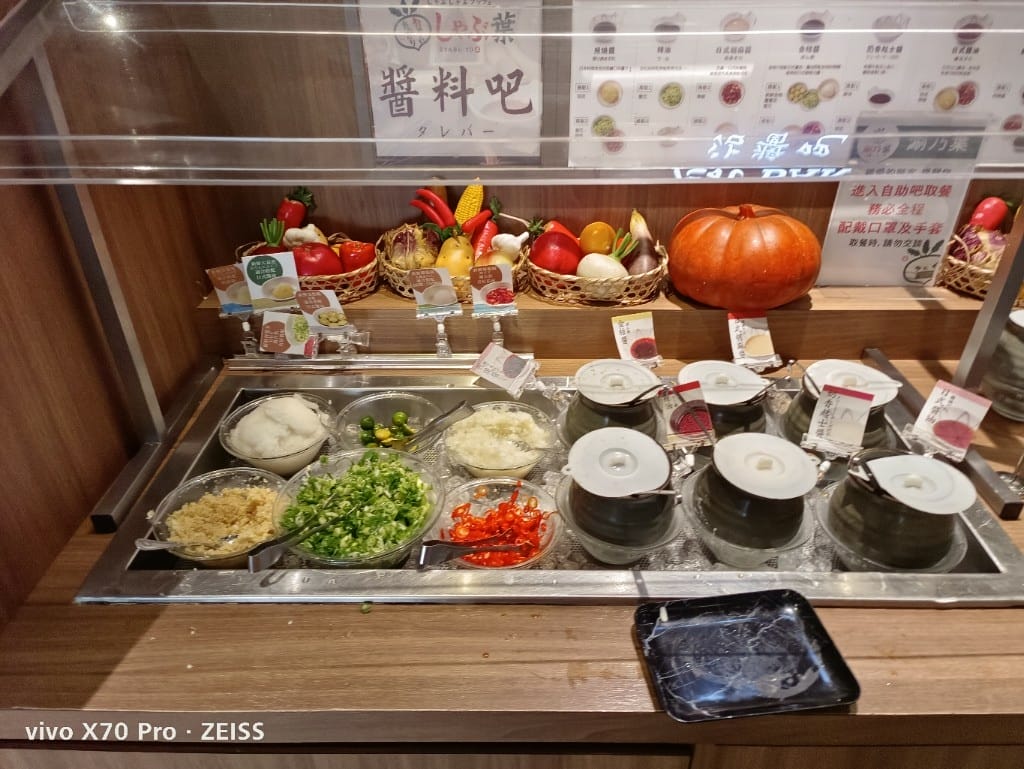 【板橋美食】涮乃葉，肉品好吃且蔬菜種類繁多的日式鍋物吃到飽