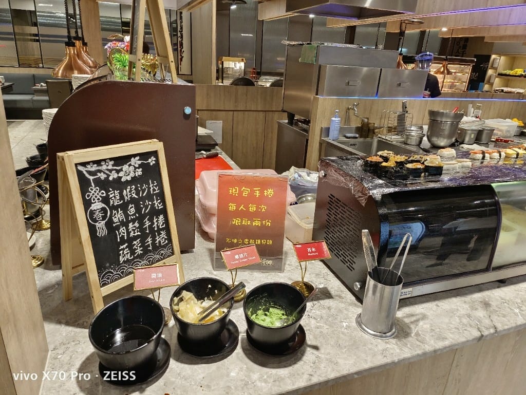 【淡水美食】千葉淡水尊爵館，竟然有手作舒芙蕾的平價火鍋吃到飽❤️