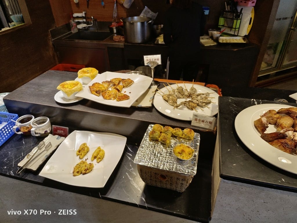 【三重美食】千葉三重尊爵館，難得有熟食不優的千葉火鍋🥲🥲🥲