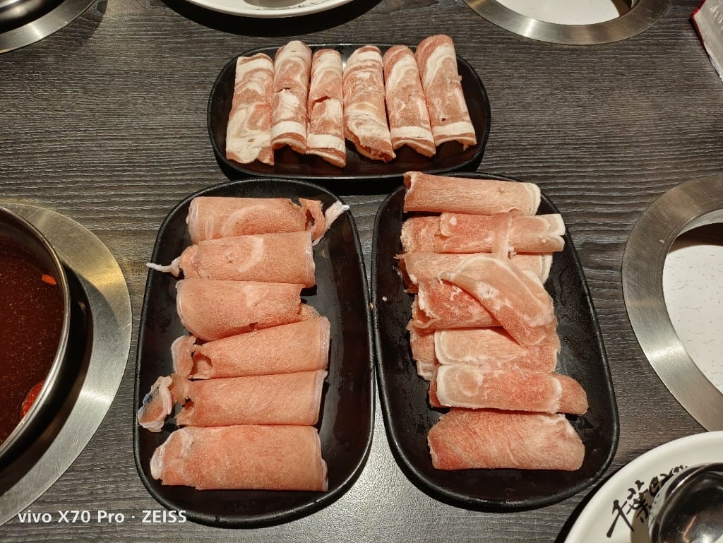 【三重美食】千葉三重尊爵館，難得有熟食不優的千葉火鍋🥲🥲🥲