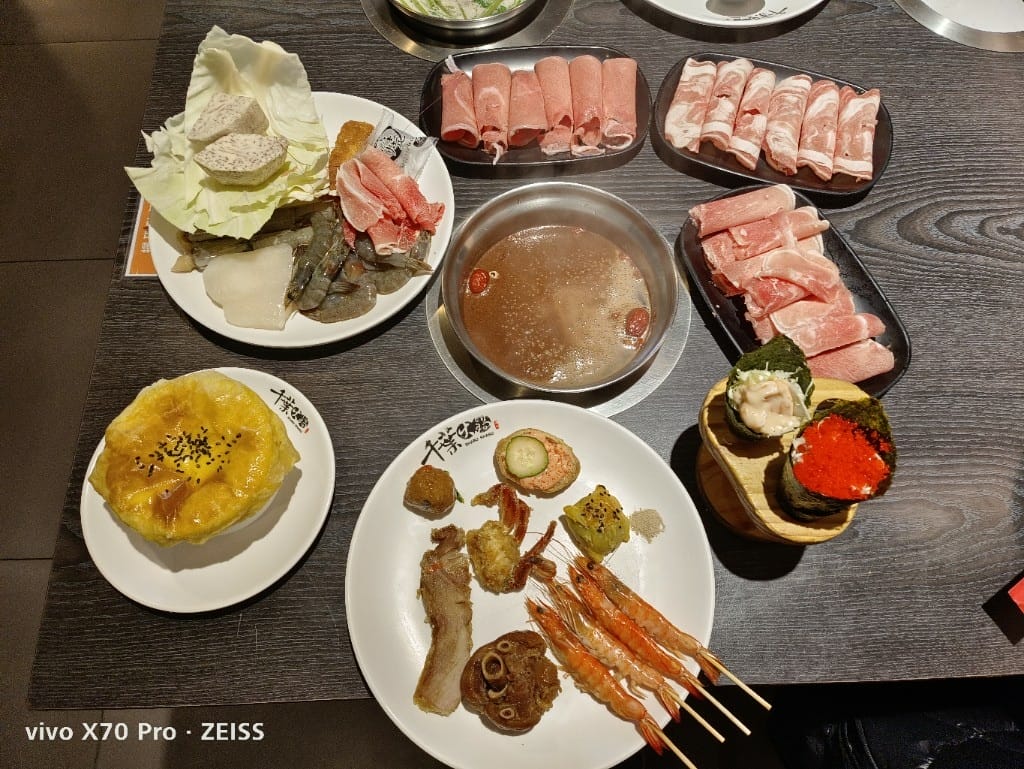 【三重美食】千葉三重尊爵館，難得有熟食不優的千葉火鍋🥲🥲🥲