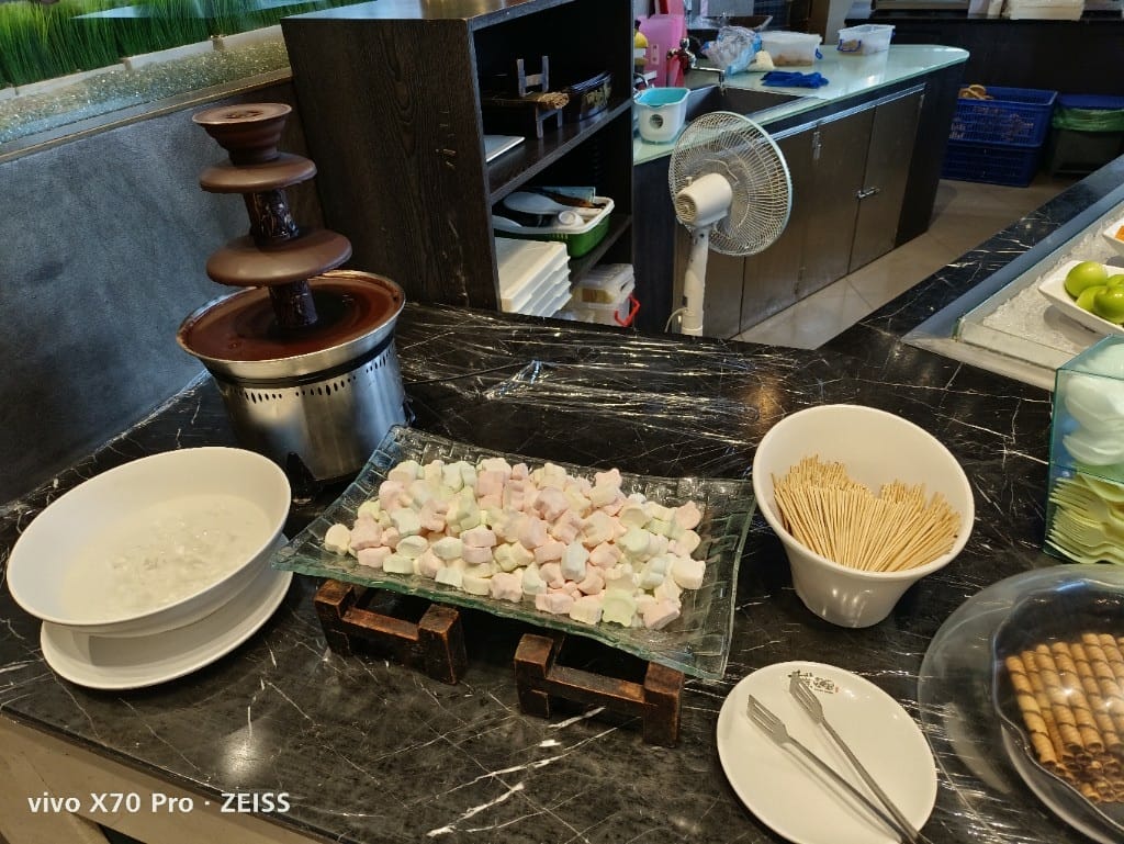 【三重美食】千葉三重尊爵館，難得有熟食不優的千葉火鍋🥲🥲🥲