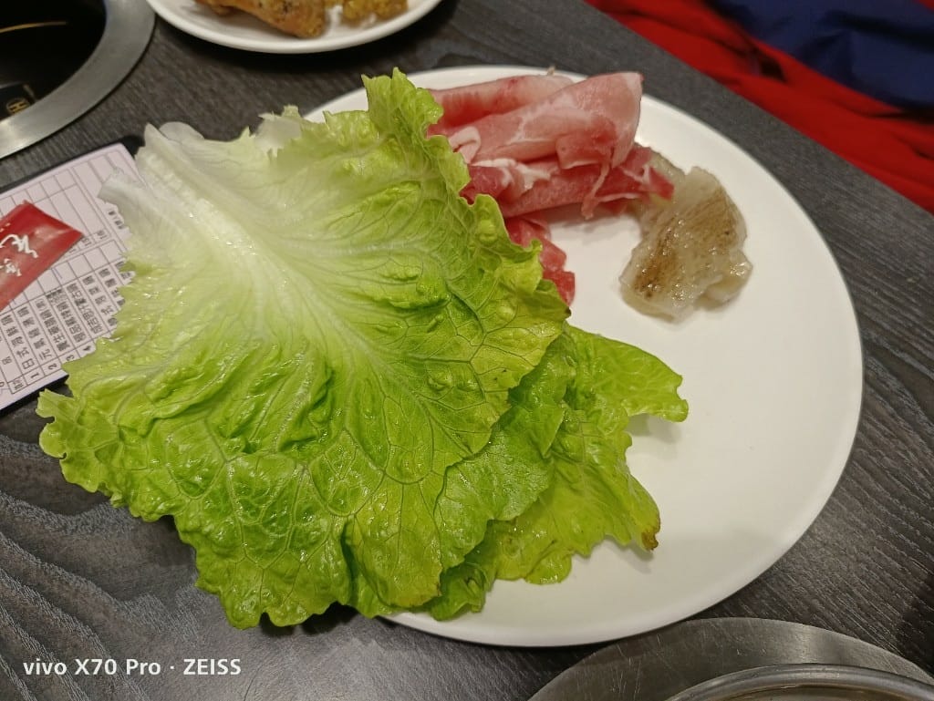 【淡水美食】千葉淡水尊爵館，竟然有手作舒芙蕾的平價火鍋吃到飽❤️