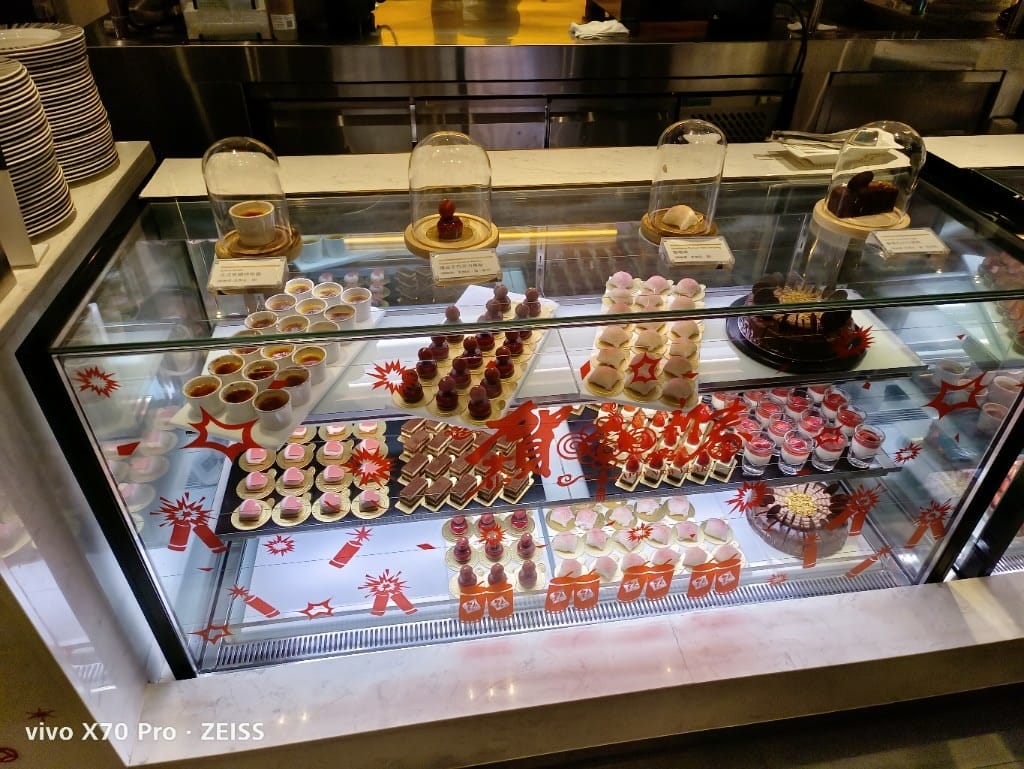 【台北美食】艾美寒舍探索廚房再訪，又來下午茶龍蝦自由了😆