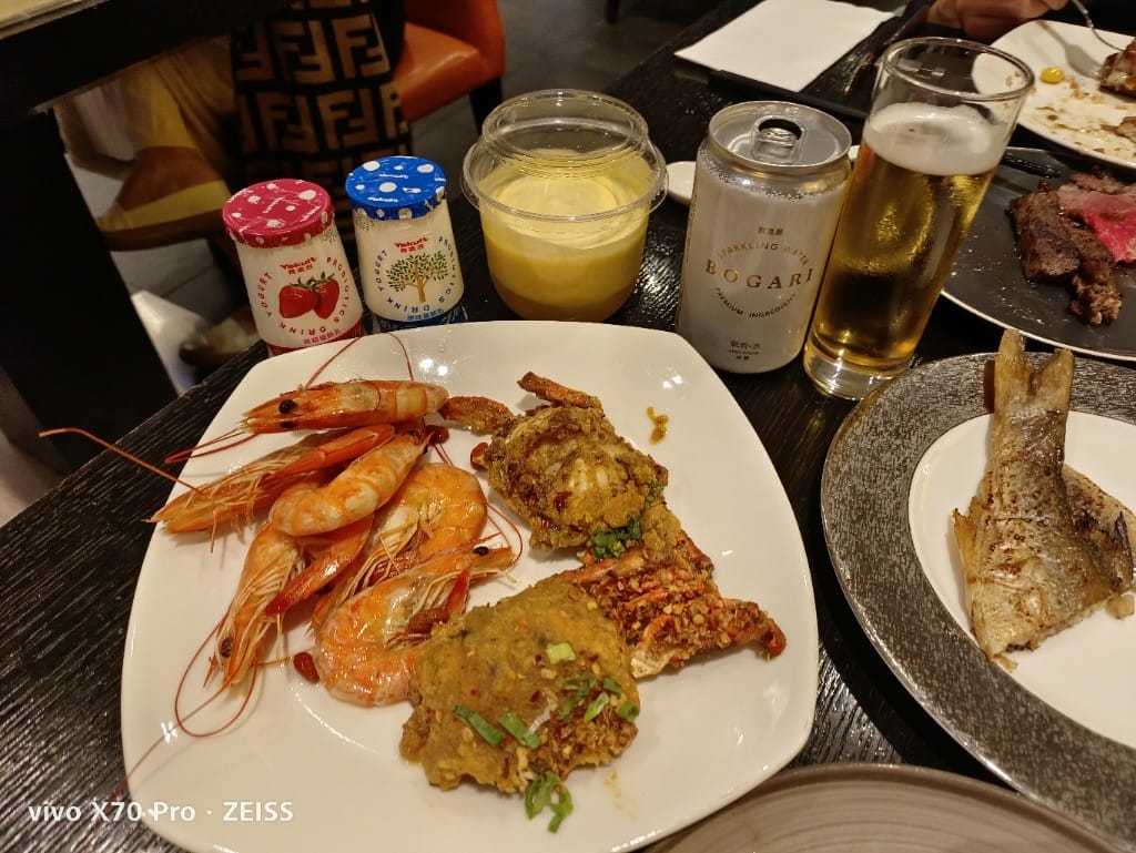 【台北美食】艾美寒舍探索廚房再訪，又來下午茶龍蝦自由了😆