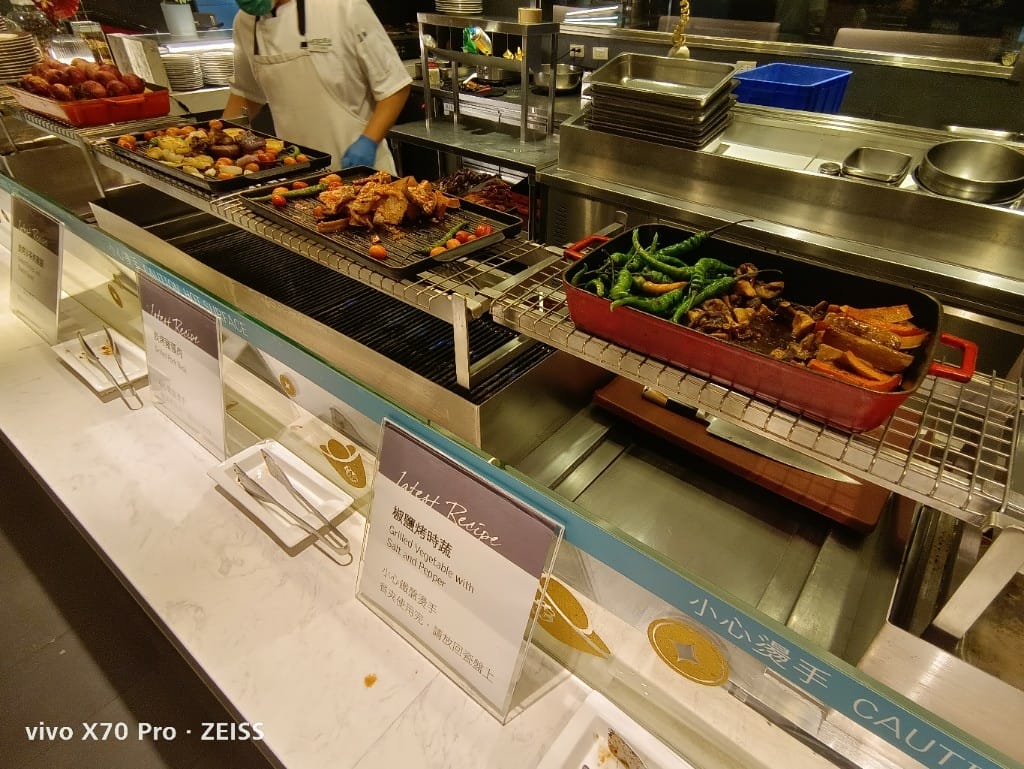 【台北美食】艾美寒舍探索廚房再訪，又來下午茶龍蝦自由了😆