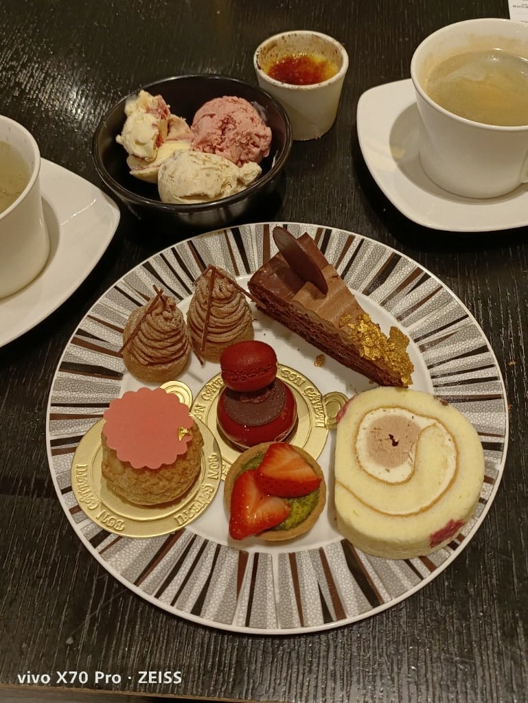 【台北美食】艾美寒舍探索廚房再訪，又來下午茶龍蝦自由了😆