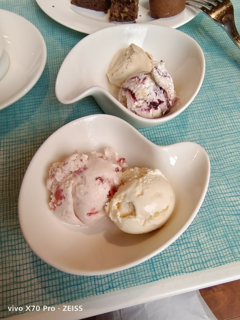 【台北美食】美福彩匯午餐，除了美味的爐烤牛排和牛肉湯，還多了生蠔自由，最後還有滿滿甜點❤️