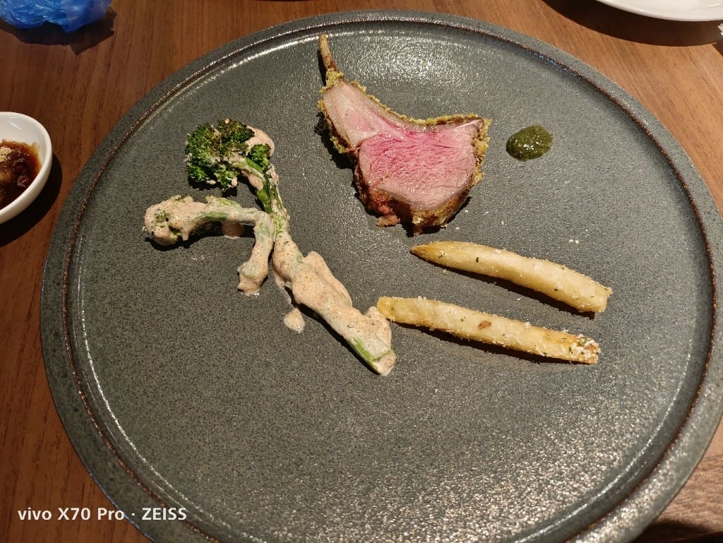 【台北美食】JR東日本大飯店，鉑麗安全日餐廳有威靈頓牛排哦！