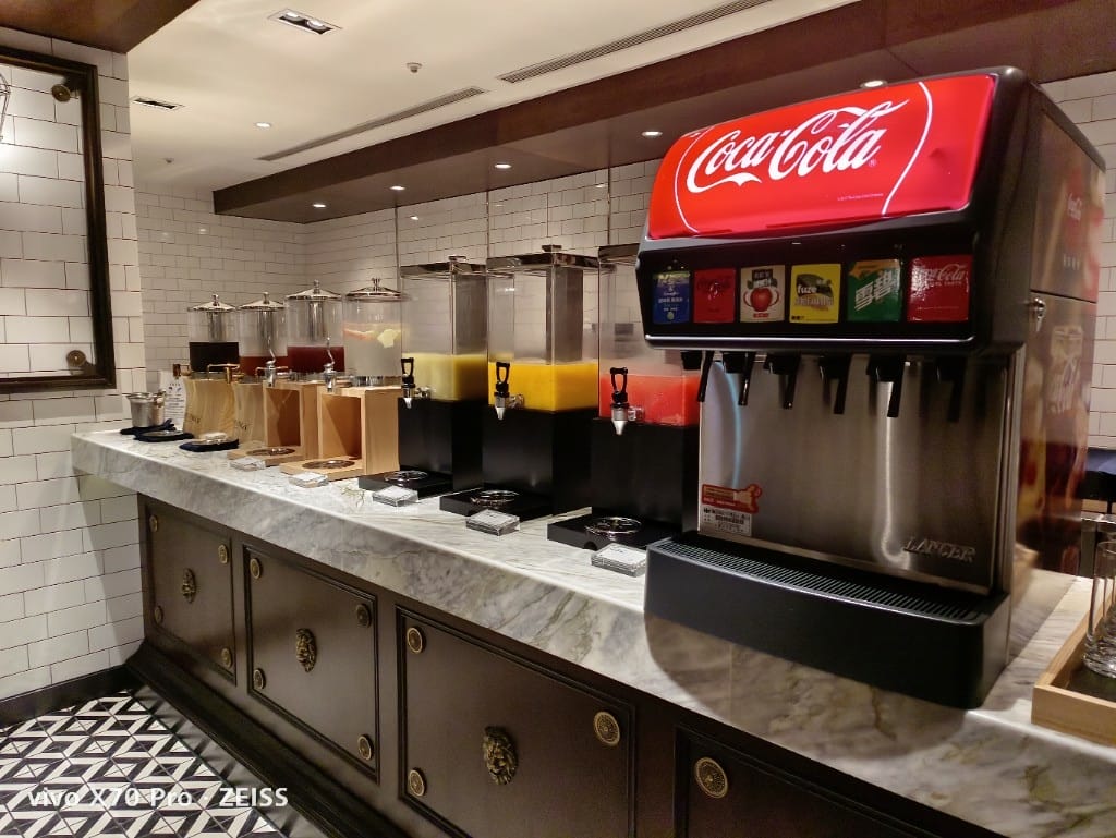 【台北美食】JR東日本大飯店，鉑麗安全日餐廳有威靈頓牛排哦！