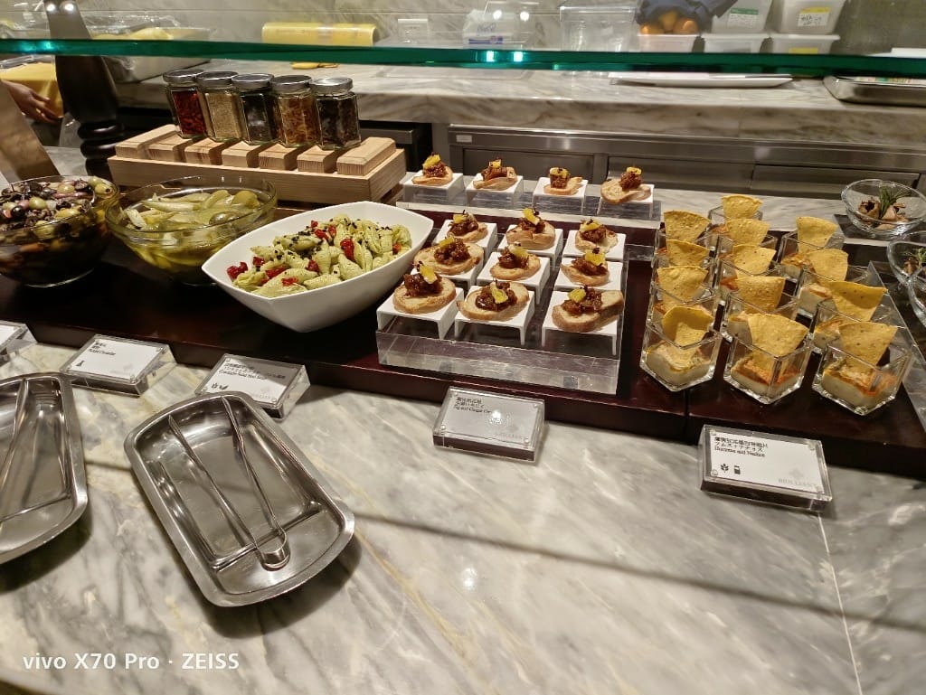 【台北美食】JR東日本大飯店，鉑麗安全日餐廳有威靈頓牛排哦！