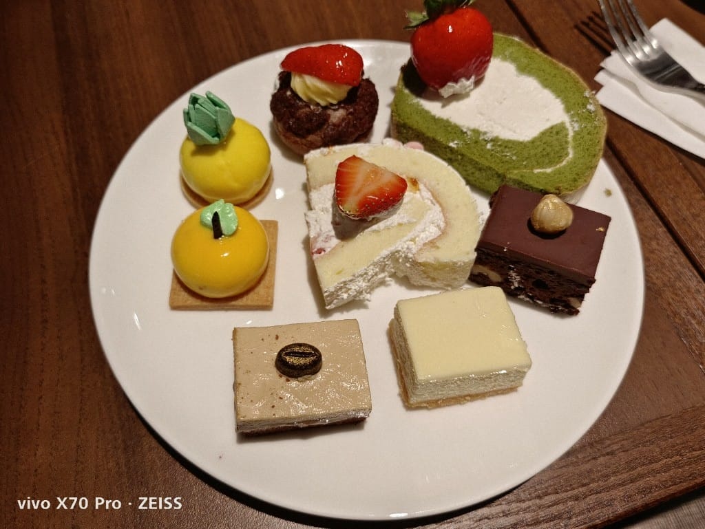【台北美食】JR東日本大飯店，鉑麗安全日餐廳有威靈頓牛排哦！