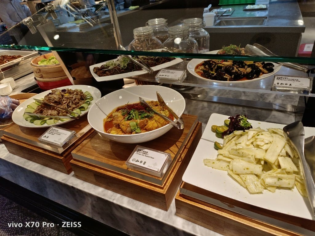 【台北美食】JR東日本大飯店，鉑麗安全日餐廳有威靈頓牛排哦！