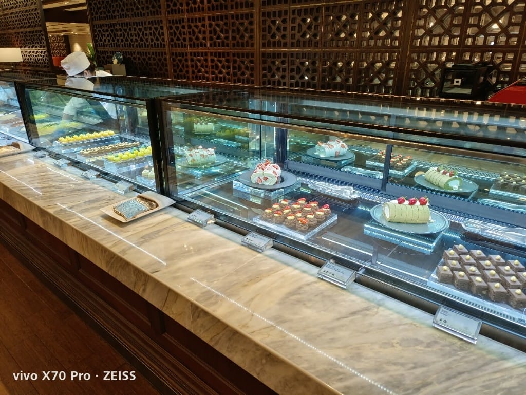 【台北美食】JR東日本大飯店，鉑麗安全日餐廳有威靈頓牛排哦！
