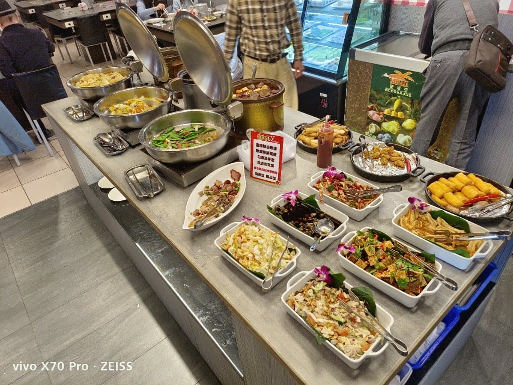 【台北美食】強強滾日式精緻涮涮屋，士林平價的涮涮鍋吃到飽❤️ 20220219