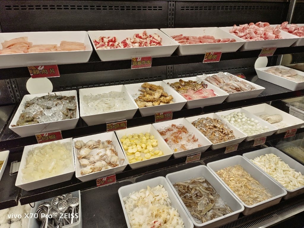 【台北美食】強強滾日式精緻涮涮屋，士林平價的涮涮鍋吃到飽❤️ 20220219