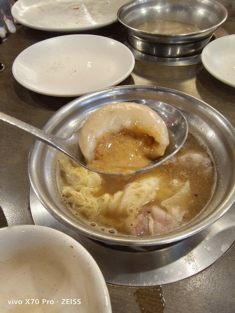 【台北美食】強強滾日式精緻涮涮屋，士林平價的涮涮鍋吃到飽❤️ 20220219